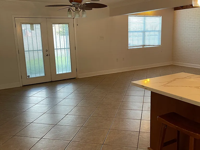 4346 Wellington Ave — Photo 5