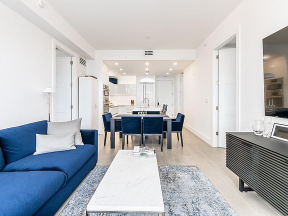 3rd image of 155 E Boca Raton Road #818