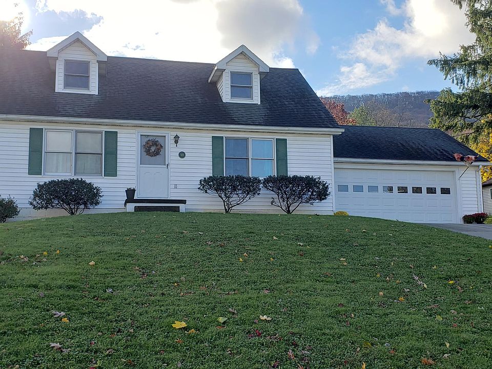 1st image of 919 W Mountain Ave