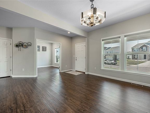 2nd image of 1512 Indigo Dr
