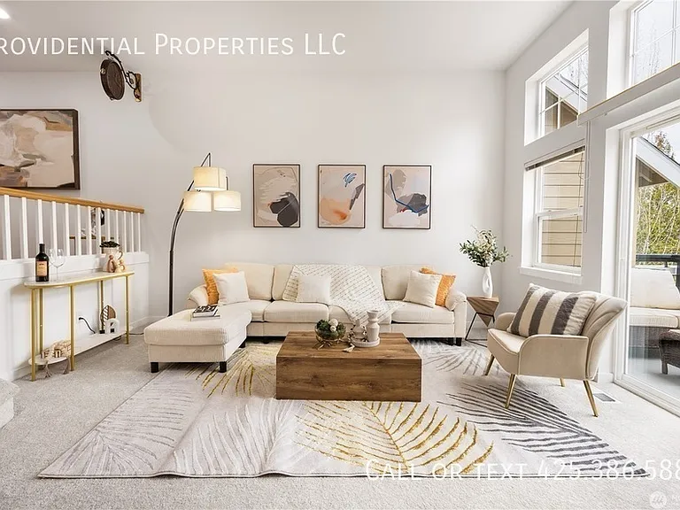 1947 NE Killian Ln #1 — Photo 11