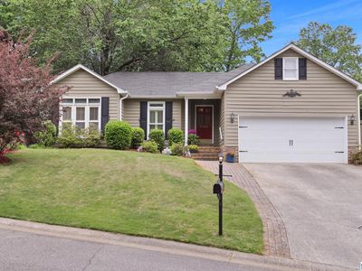 2584 Crossgate Pl, Vestavia Hills, AL, 35216