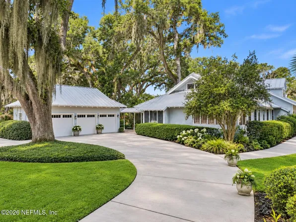 4002 MCGIRTS Boulevard, Jacksonville, FL 32210