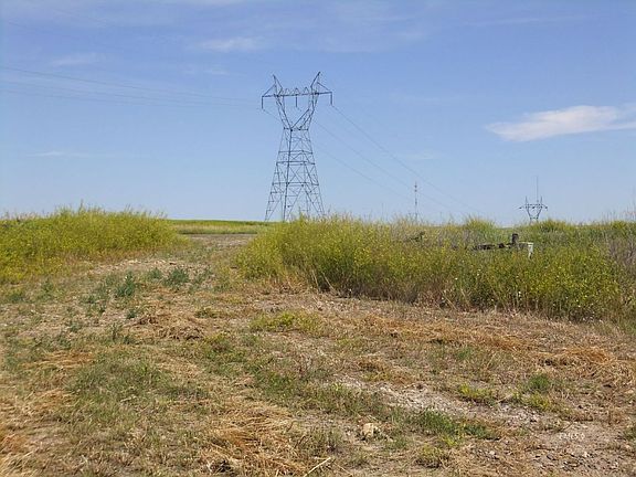 5th image of 722 Highway 59 S