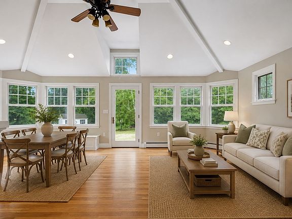 3rd image of 9 Felton Ln