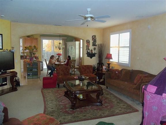 2nd image of 380 Regency Park Cir