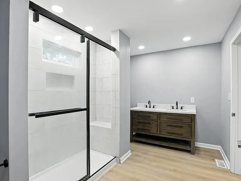 903 Lafayette St — Photo 23