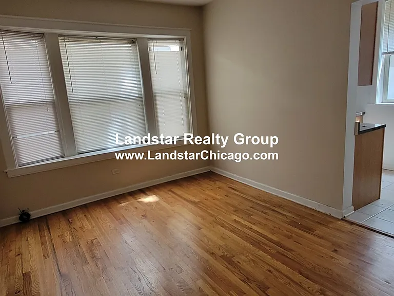 7513 N Greenview Ave #1 — Photo 8