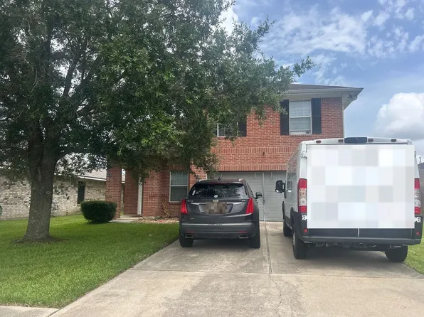 132 Bright Brook Ln, Dickinson, TX 77539