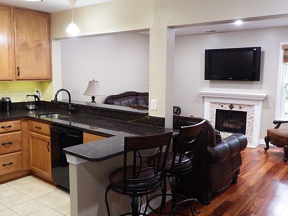 4th image of 6108 Old Landing Way #65