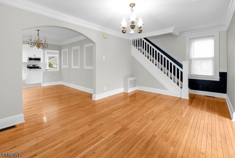 1st image of 521 E Blancke St