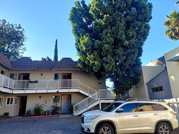 2nd image of 1257 E Grand Ave E