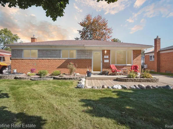 32600 Dover Ave, Warren, MI 48088