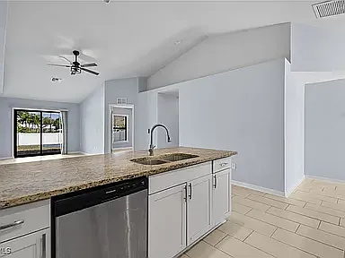 1119 Diplomat Pkwy E — Photo 18