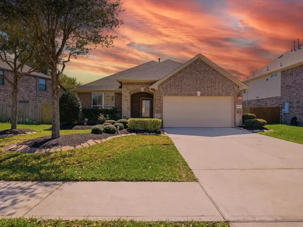26046 N Kings Mill Ln, Kingwood, TX 77339