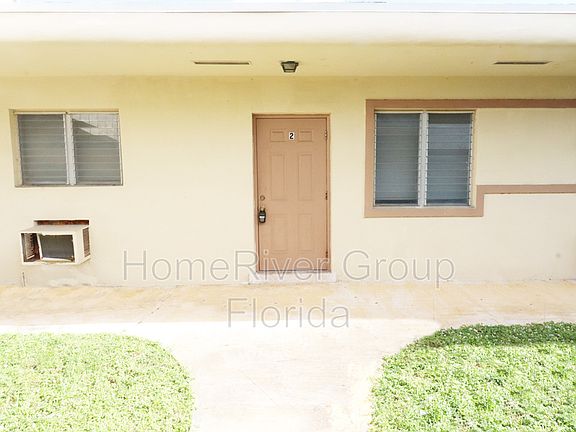 2nd image of 1270 NE 139th St APT 2