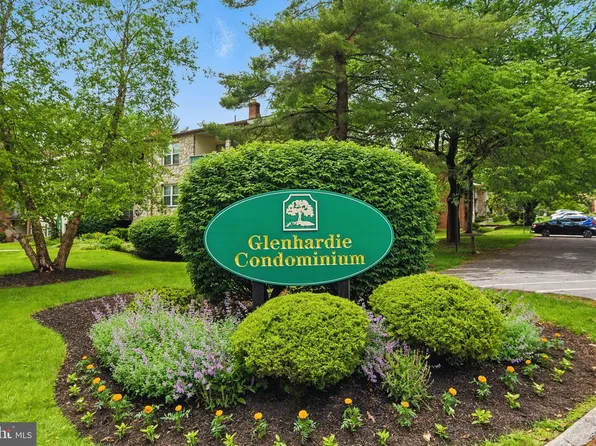 356 Drummers Ln #356, Wayne, PA 19087