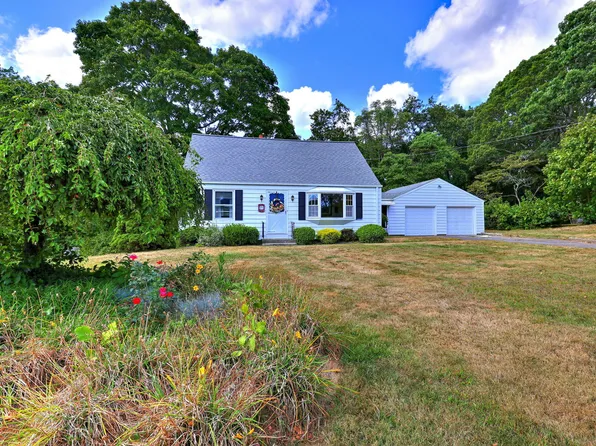 14 Harold Avenue, Derby, CT 06418