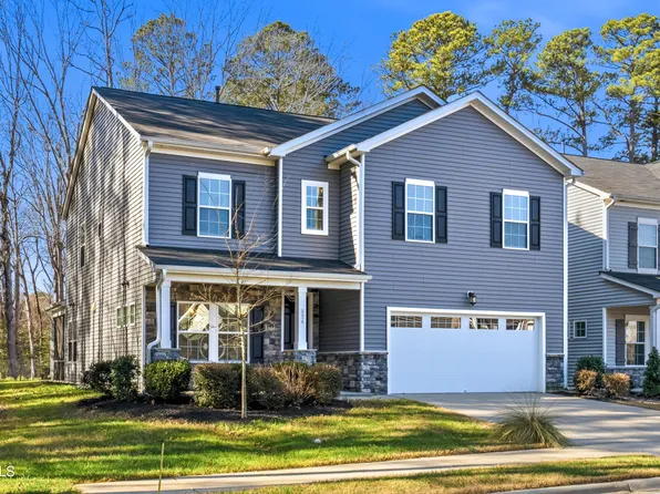 824 Kingsworth Way, Angier, NC 27501