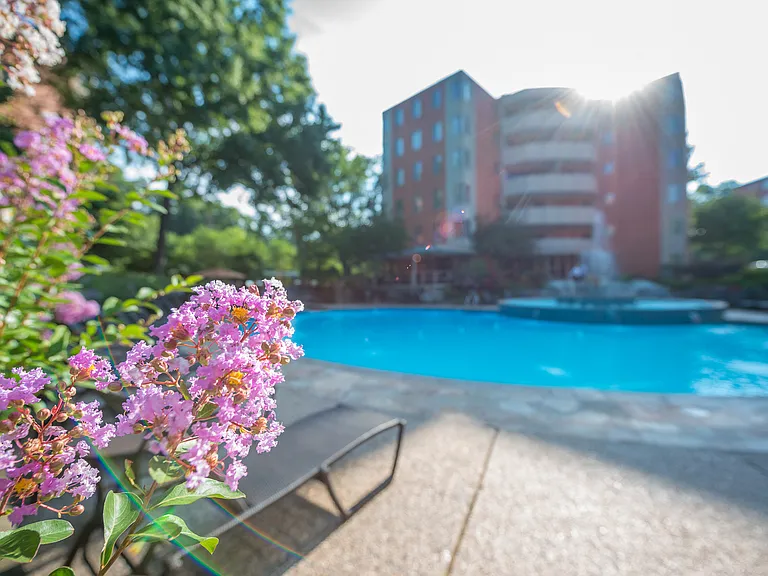 Rivercliff Estate Apartments in Little Rock, AR
