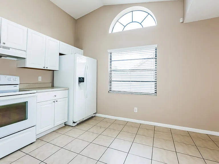 10818 Peppersong Dr — Photo 7