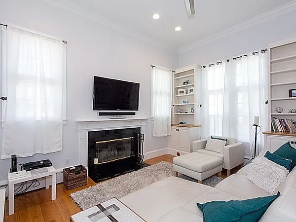 3 bed, 2.5 bath, 1893 sqft, $5,995 — Photo 4