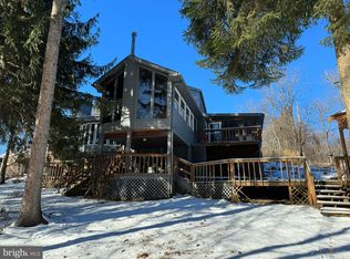 221 Skyhigh St, Saint Thomas, PA 17252