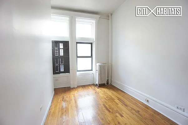 Rented by Citi Habitats | media 32