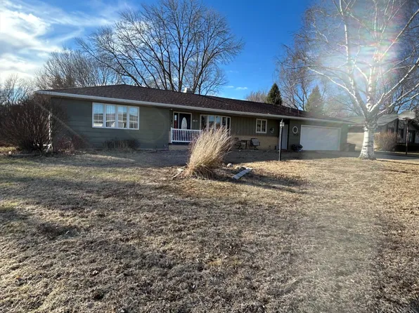 725 Kastner Dr, Holstein, IA 51025