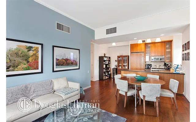 Rented by Douglas Elliman | media 16