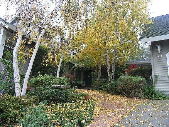 aspen shrouded front entry 