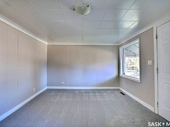 5th image of 297 Smith Street