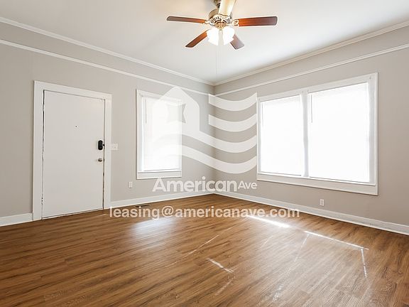 1471979_003_wm_-_living_room_13334090.jpg