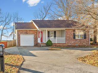 3329 S Senseney Cir, Clarksville, TN 37042