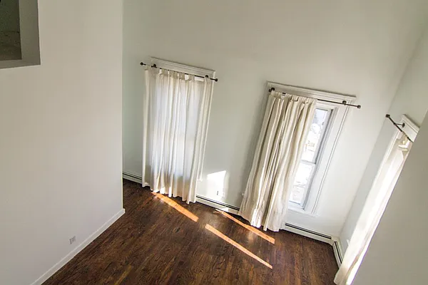 Rented by Coda Real Estate NYC | media 31