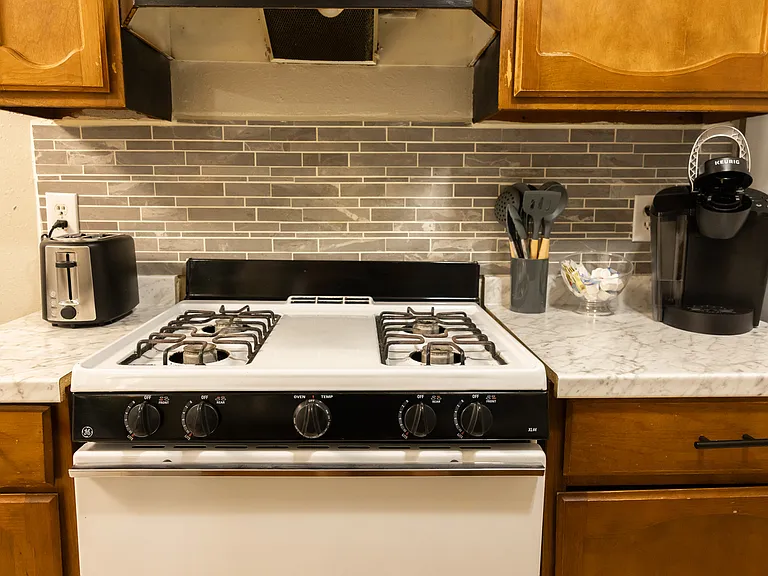 706 Navidad St #D — Photo 16