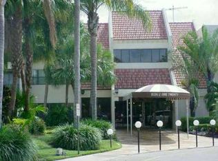 120 Lakeview Dr 116 #116, Weston, FL 33326