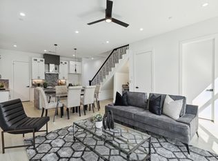 426 Melba St UNIT 104, Dallas, TX 75208