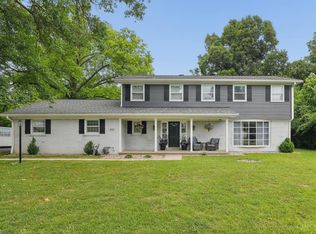 111 Beacon Hill Dr, Batavia, OH 45154