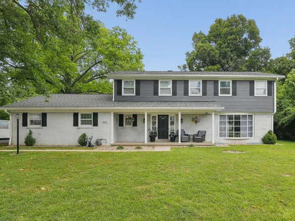 111 Beacon Hill Dr, Batavia, OH 45154