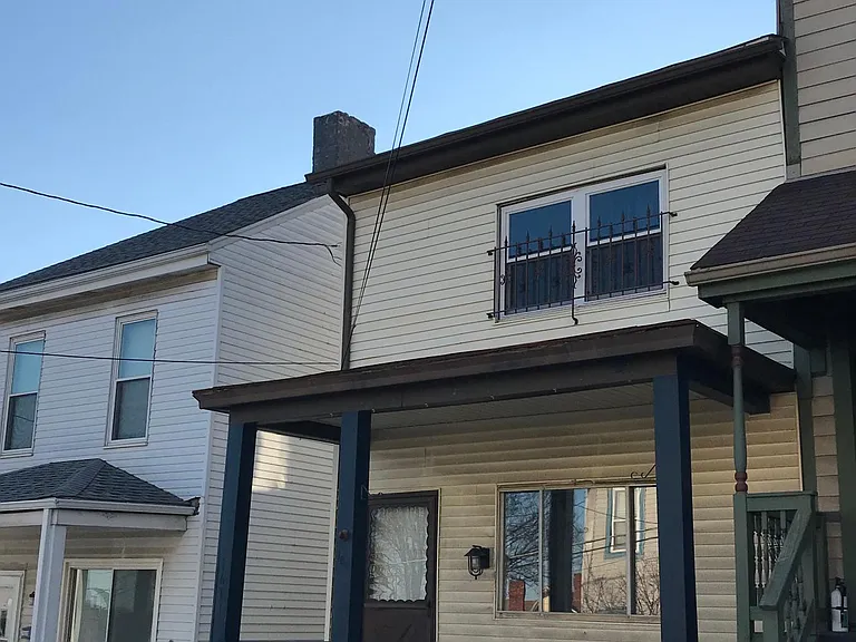 1611 Myler St — Photo 1