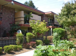 4710 SE Stark St #7, Portland, OR 97215