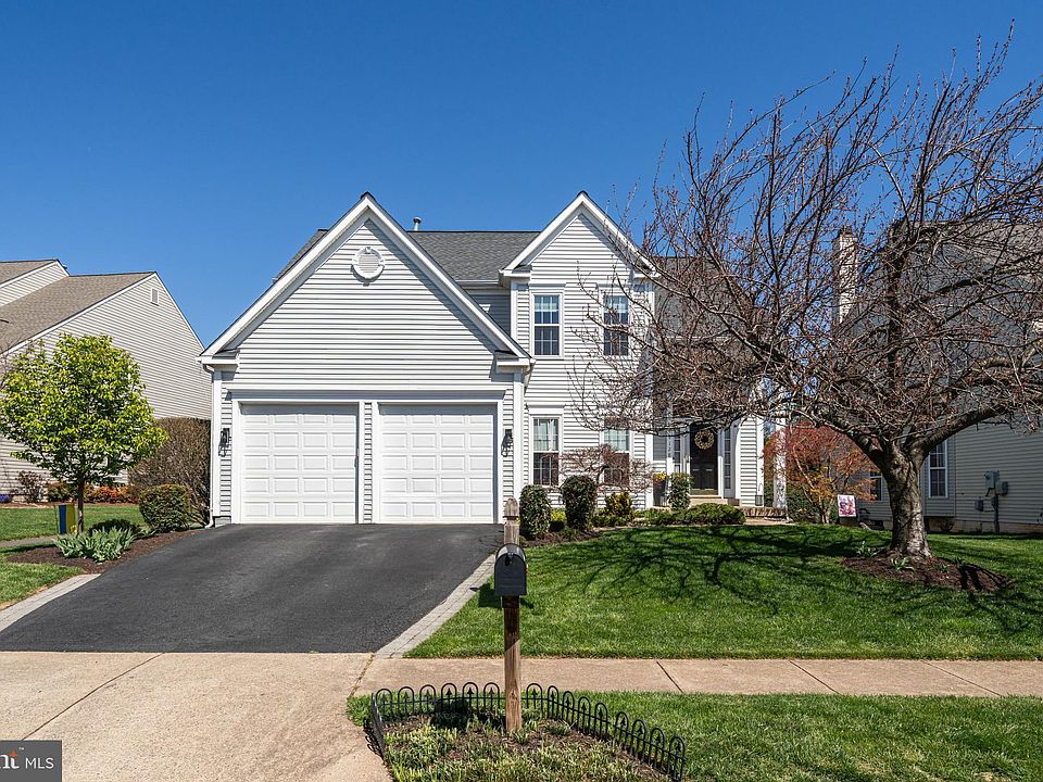 1st image of 44128 Merrywood Ct