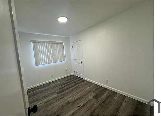 448 W 87th St — Photo 10
