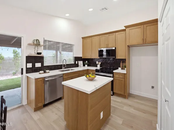 4035 W ELECTRA Lane, Glendale, AZ 85310