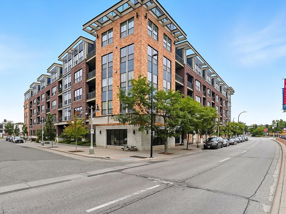 1st image of 4525 Park Commons Dr Unit 520