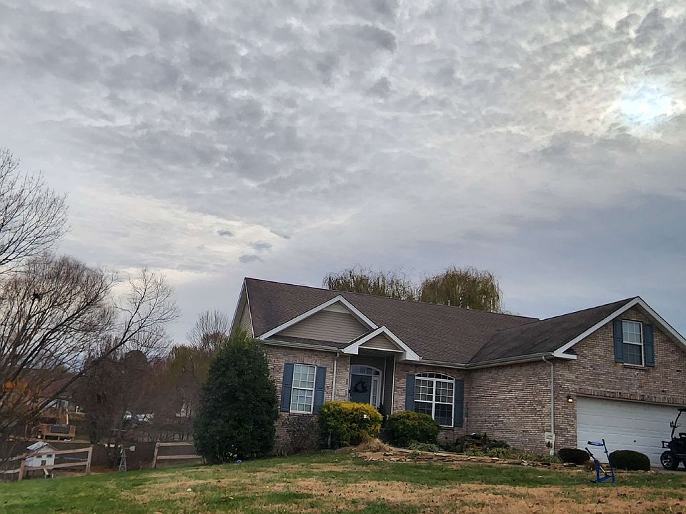 2nd image of 717 Ontario Ln