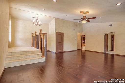4th image of 1678 Parkview Dr