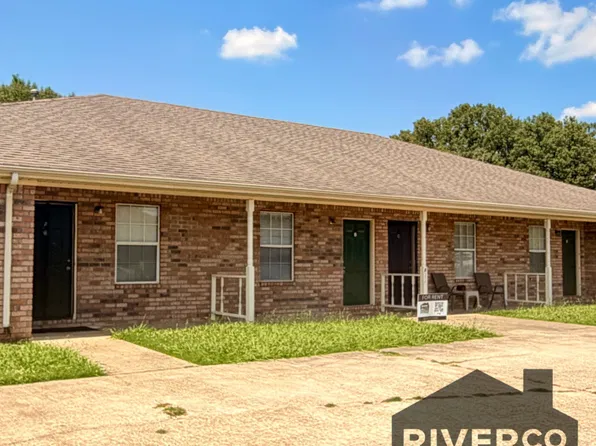 411 E Roosevelt Ave #A, Muscle Shoals, AL 35661