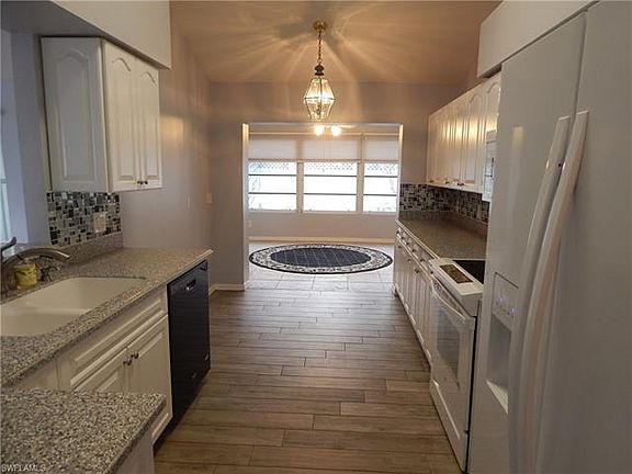 4th image of 15322 Cricket Ln